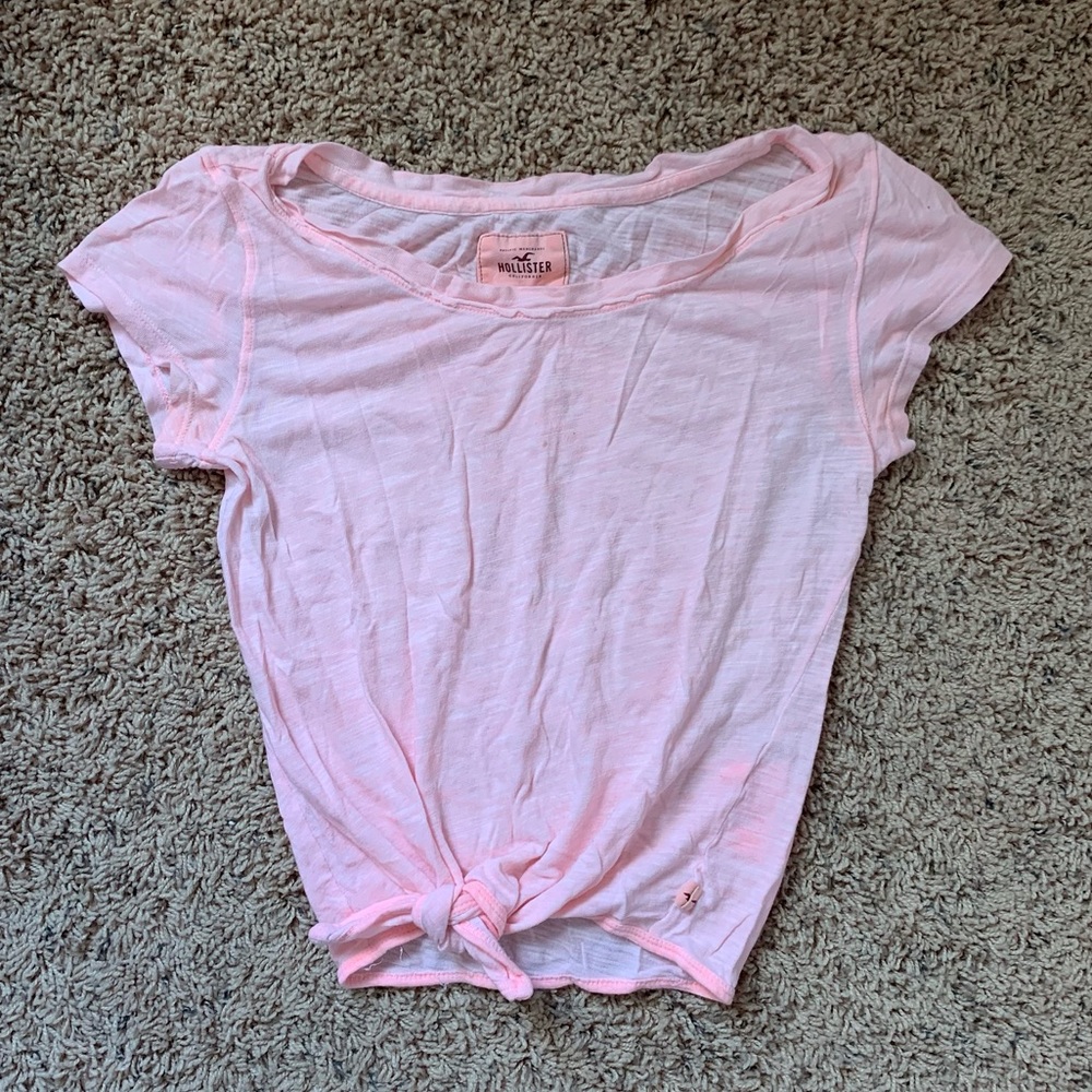 pink hollister crop top